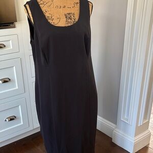 Elegant Black Sleeveless Dress